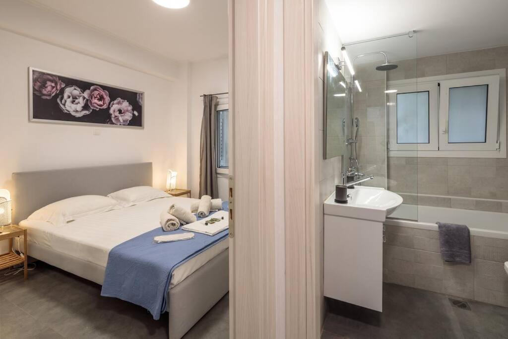 Hilton Area Brand New Comfortable Apartment Atene Esterno foto